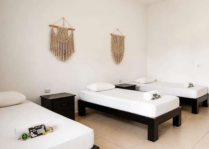 We Playa - Adults Only Hostel *
